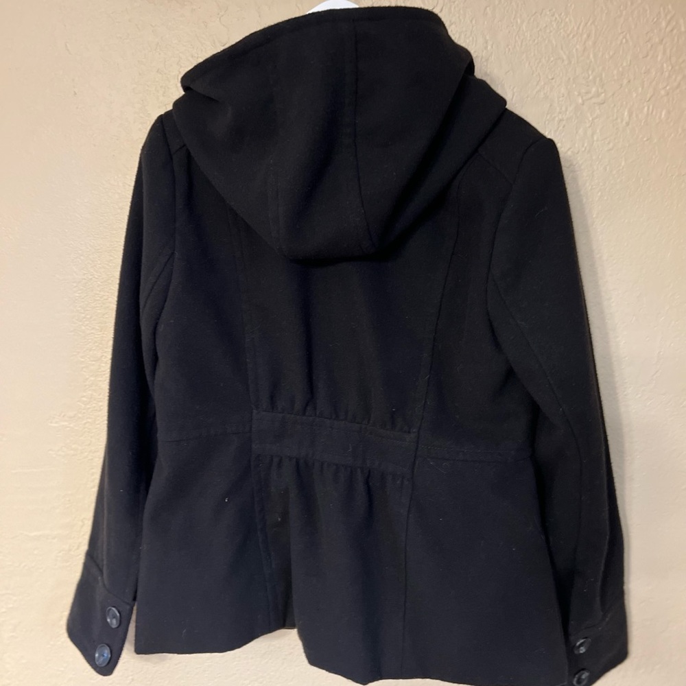 Women’s peacoat